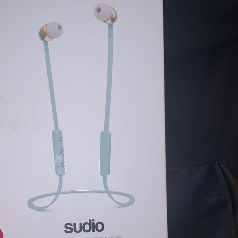 Sudio gold plated wireless Bluetooth earphones